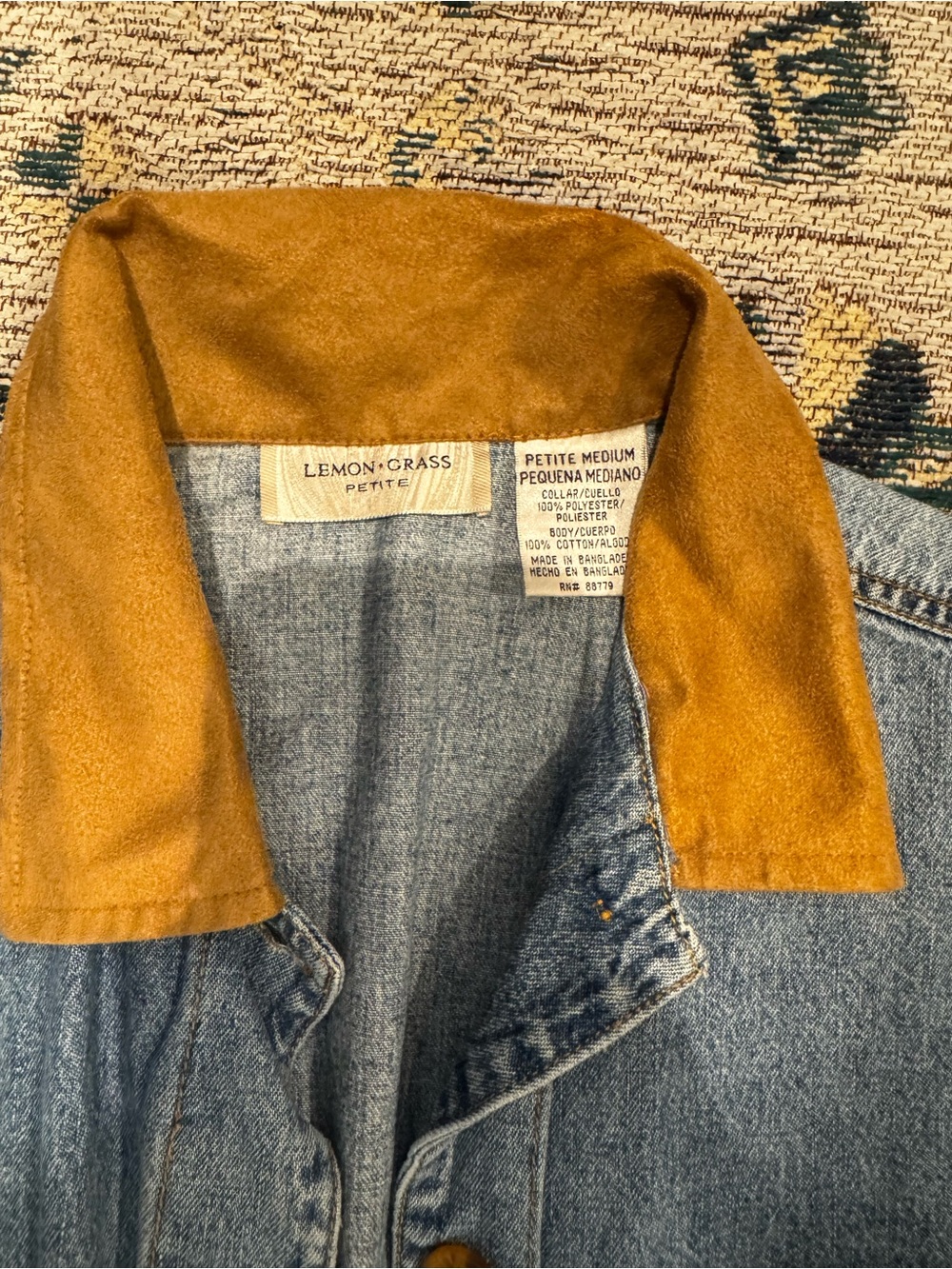 Vintage Jean jacket with suede collar - Picture 2 of 2